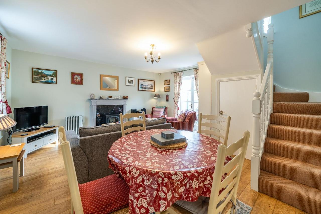 Amber Cottage Holker Экстерьер фото